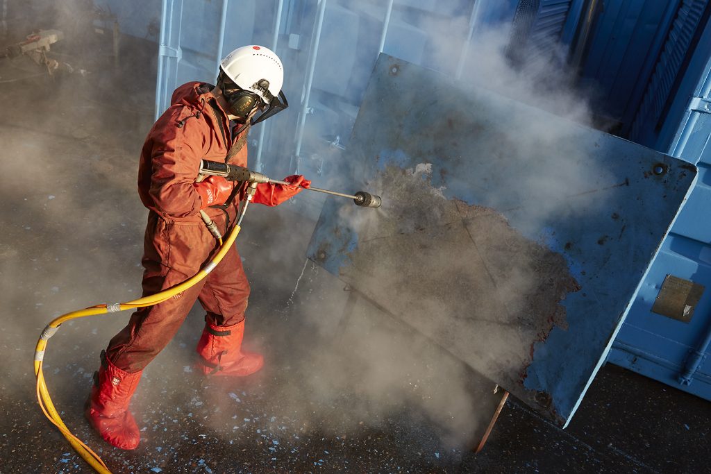 Muehlhan Industrial Service industrial cleaning illustration